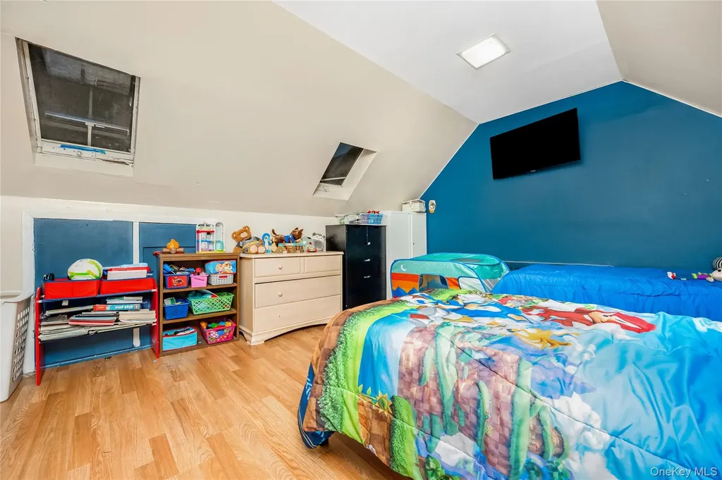 204 Bayside Avenue Oceanside NY 11572