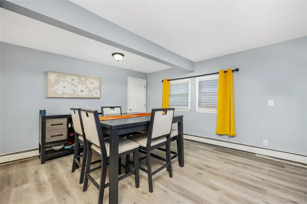 204 Bayside Avenue Oceanside NY 11572