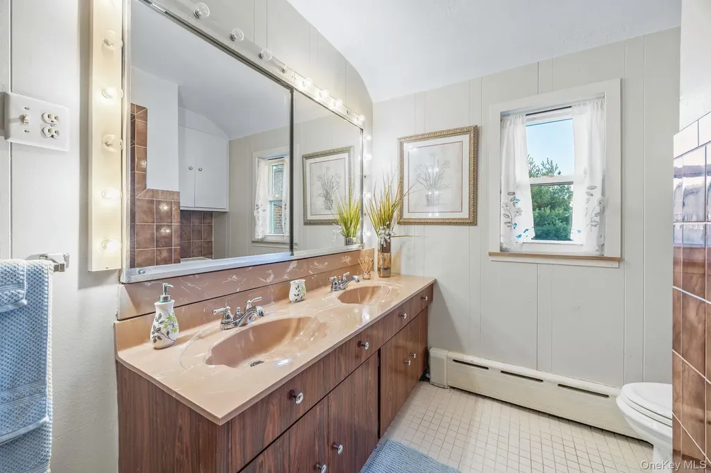 88-30 Cooper Avenue Glendale NY 11385