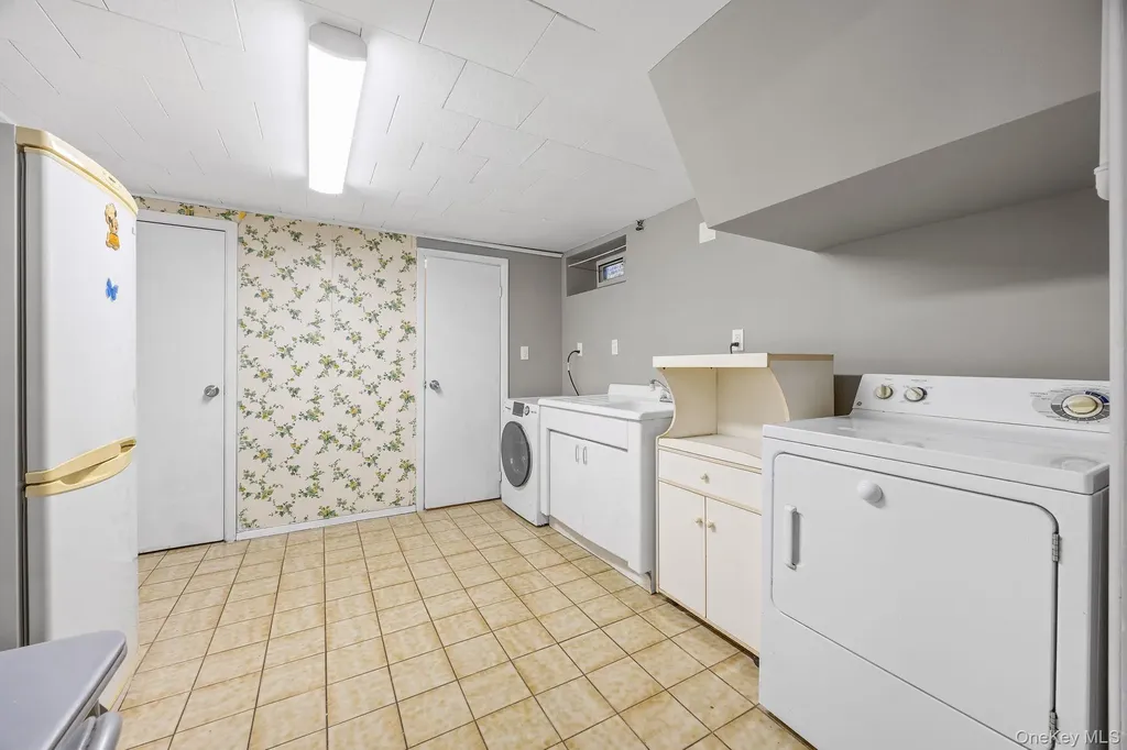 88-30 Cooper Avenue Glendale NY 11385