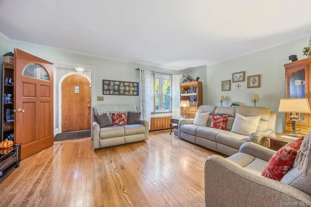 88-30 Cooper Avenue Glendale NY 11385