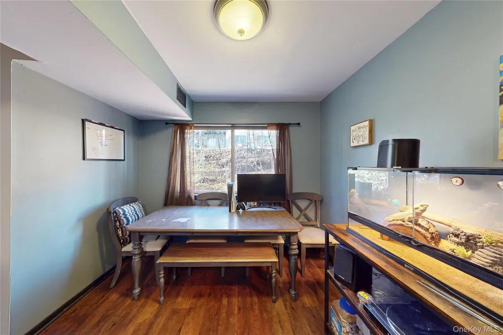 26 Cooper Road Poughkeepsie NY 12603