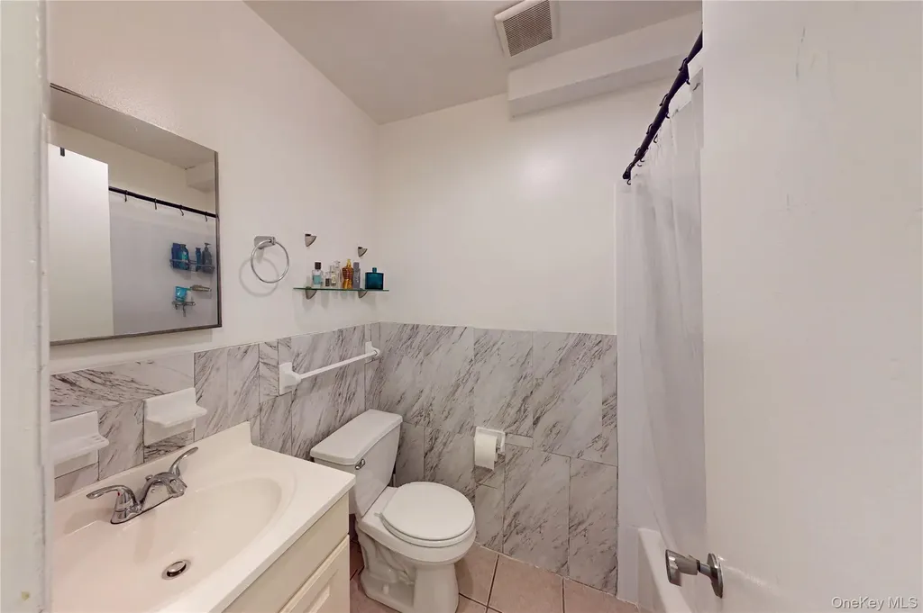 26 Cooper Road Poughkeepsie NY 12603
