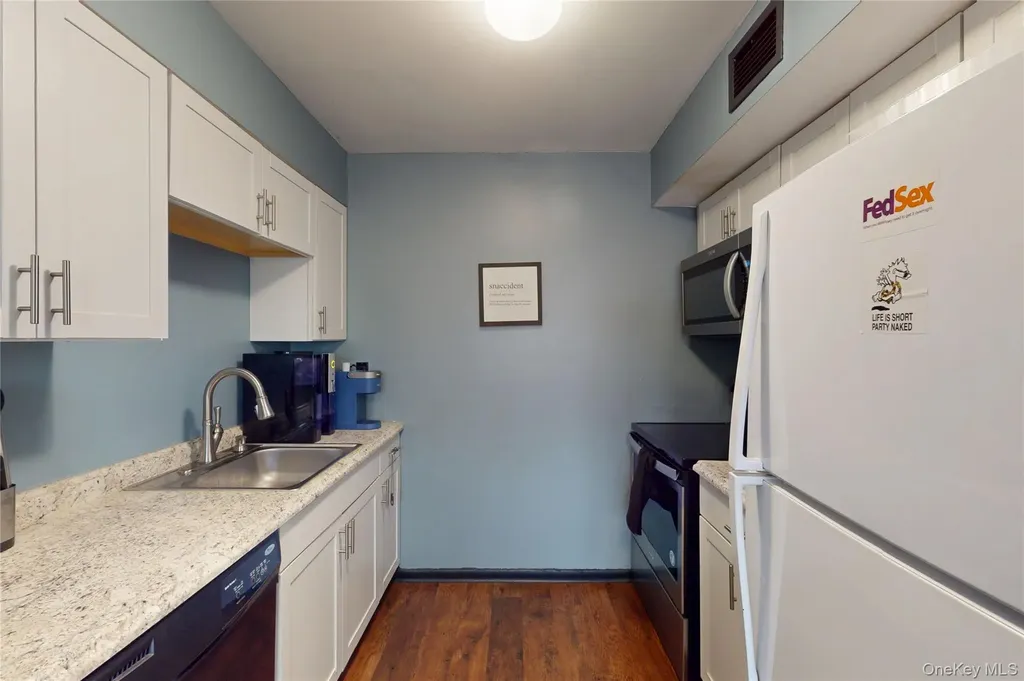 26 Cooper Road Poughkeepsie NY 12603