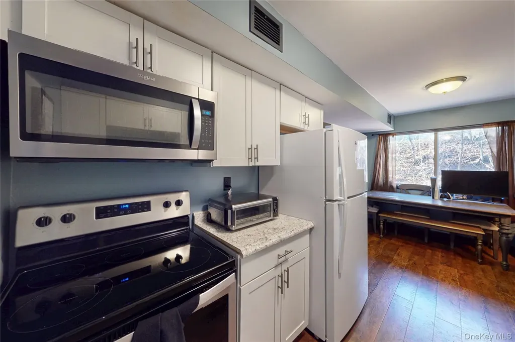 26 Cooper Road Poughkeepsie NY 12603