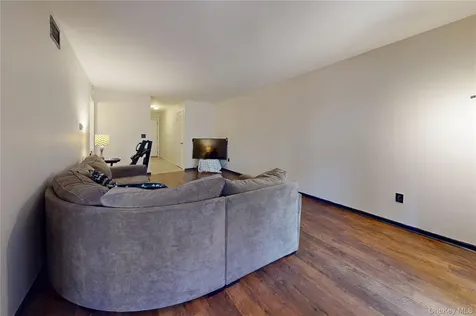 26 Cooper Road Poughkeepsie NY 12603