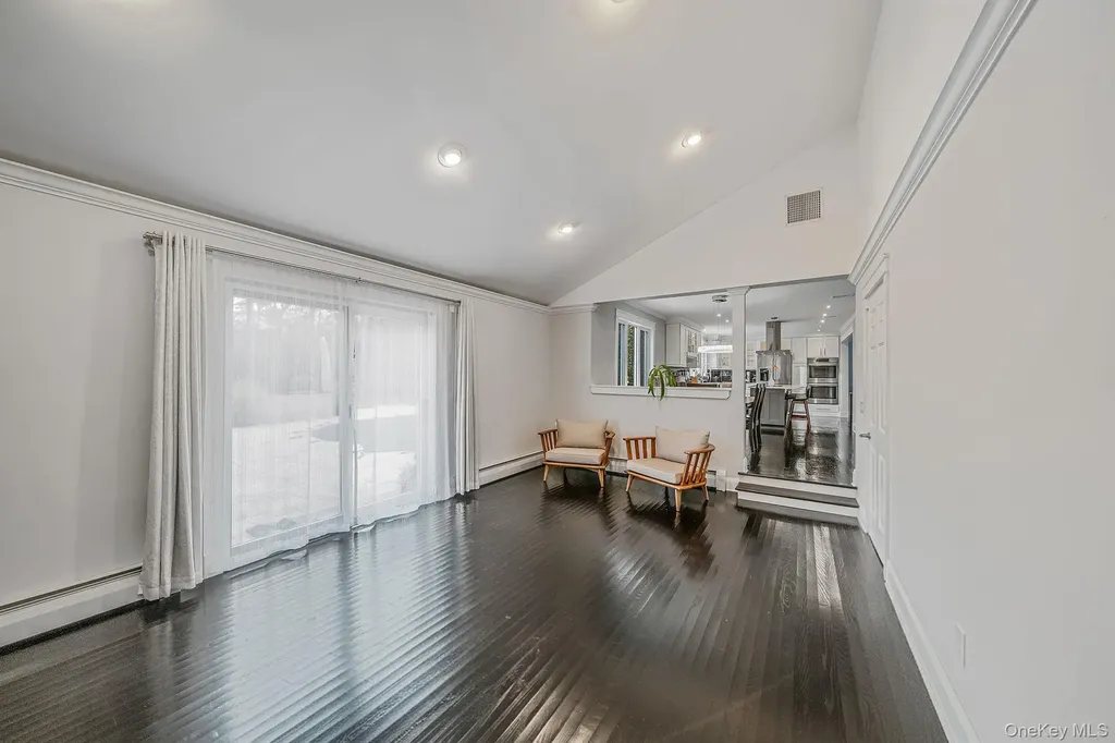 202 Gerard Road Yaphank NY 11980