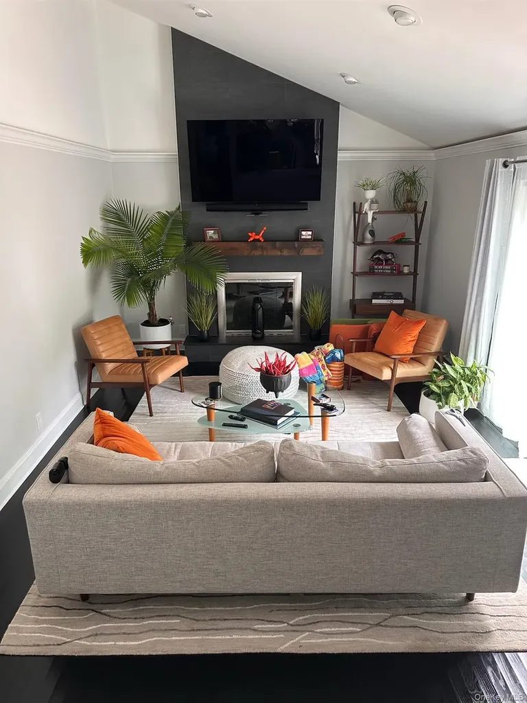 202 Gerard Road Yaphank NY 11980