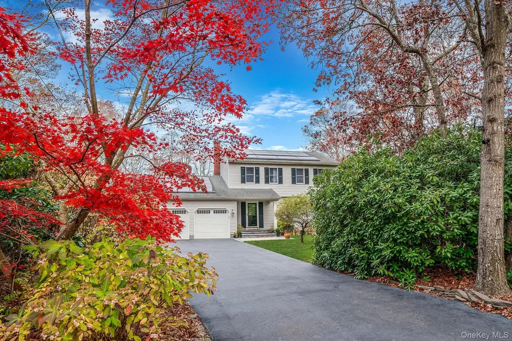 202 Gerard Road Yaphank NY 11980