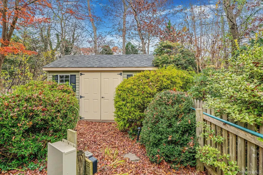 202 Gerard Road Yaphank NY 11980