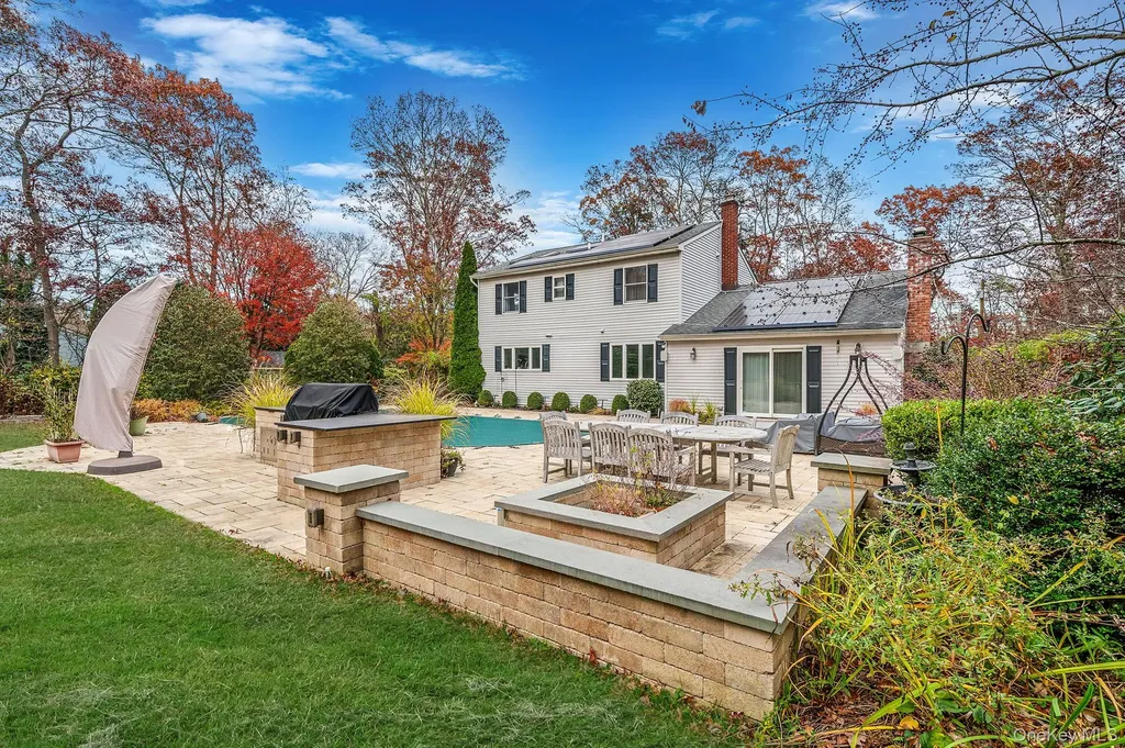 202 Gerard Road Yaphank NY 11980