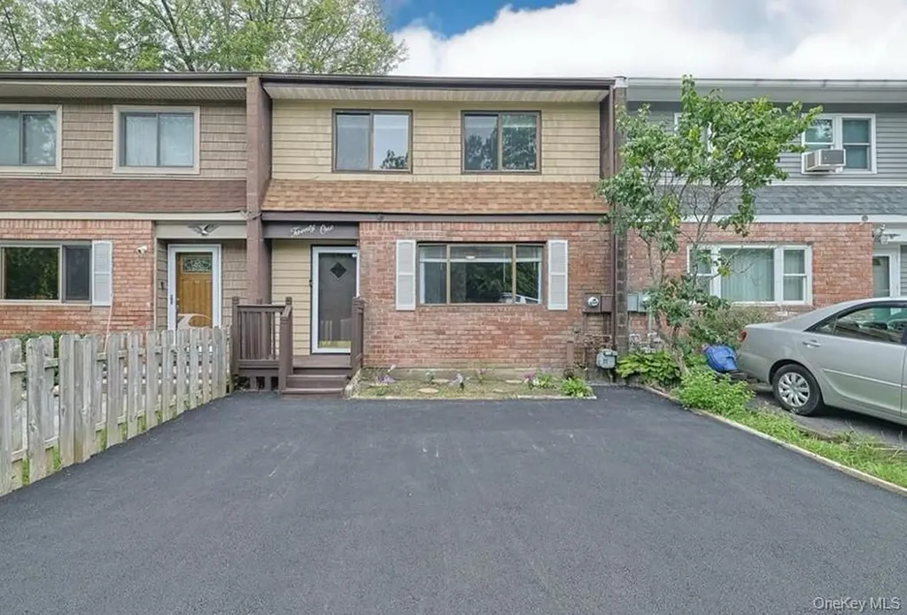 21 N Aspen Road Middletown NY 10940