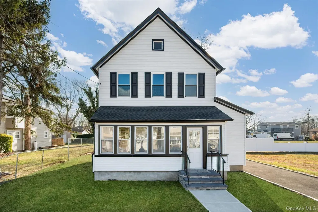 3 Williams Avenue Amityville NY 11701