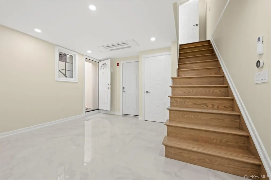 7662 174th Street Fresh Meadows NY 11366