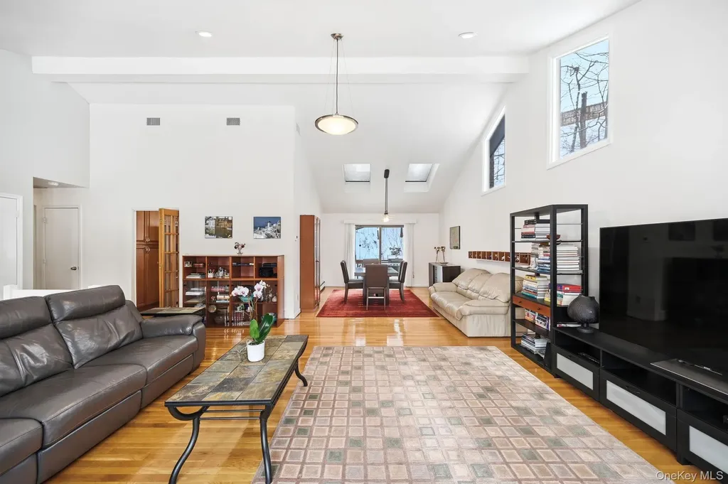 10 Pine Brook Road Ossining NY 10562