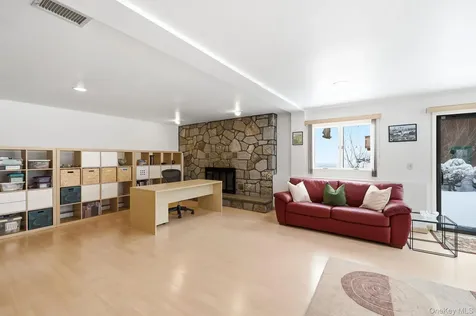 10 Pine Brook Road Ossining NY 10562