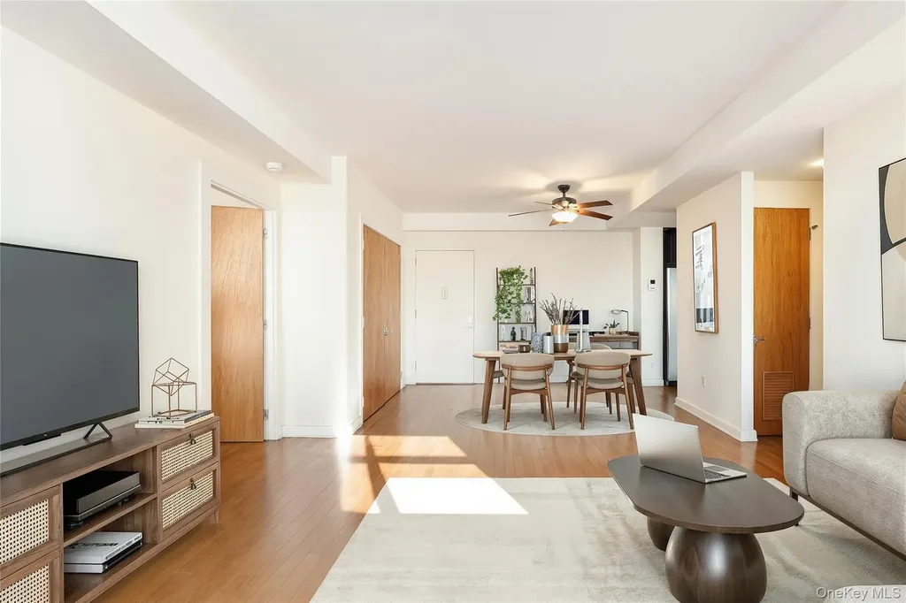 151 Beach 96 Far Rockaway NY 11693