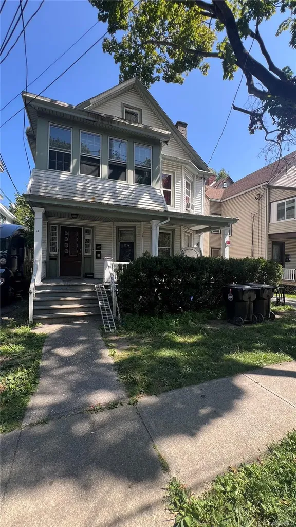 13 Hammersley Avenue Poughkeepsie NY 12601