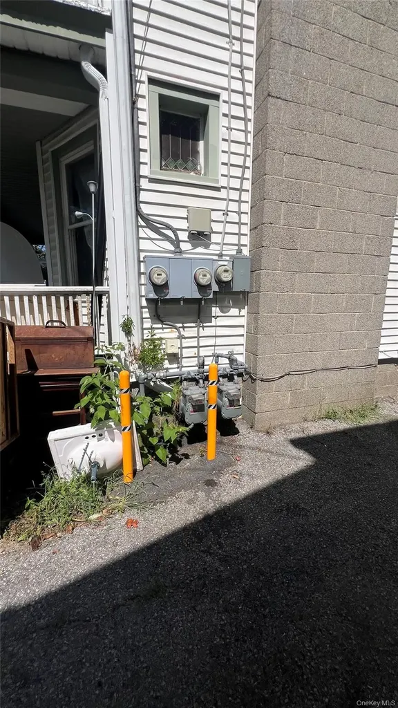 13 Hammersley Avenue Poughkeepsie NY 12601