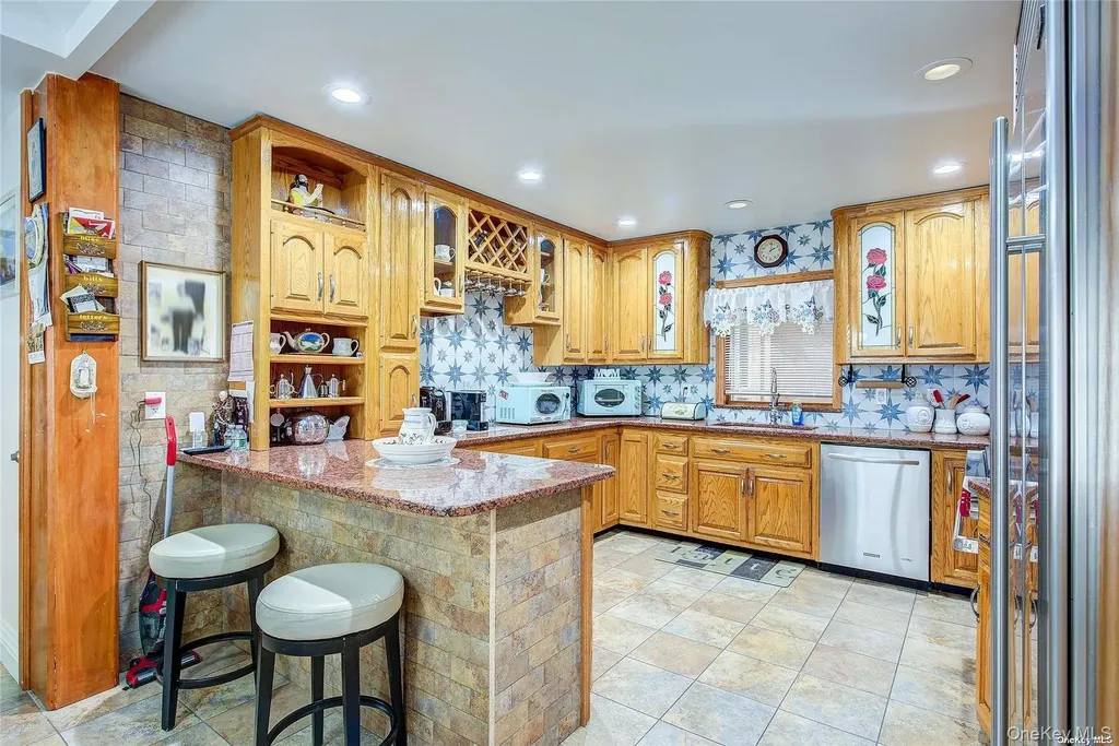 43-33 163rd Street Flushing NY 11358