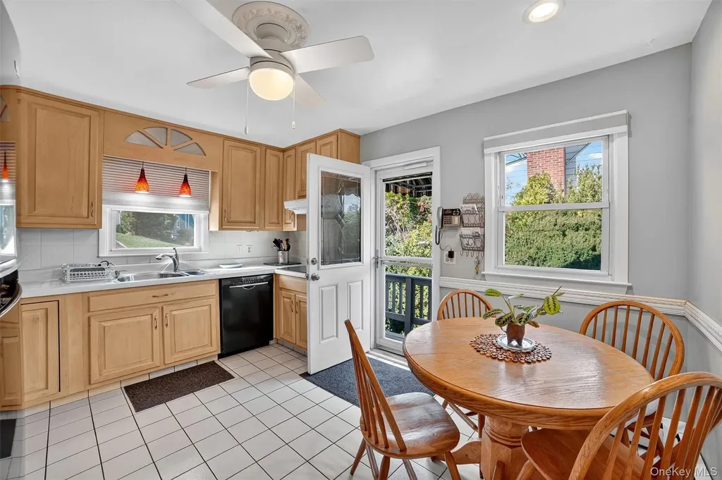 322 Brighton Avenue Hawthorne NY 10532