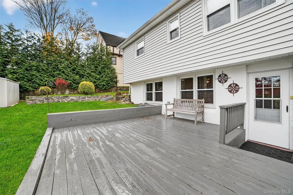 322 Brighton Avenue Hawthorne NY 10532