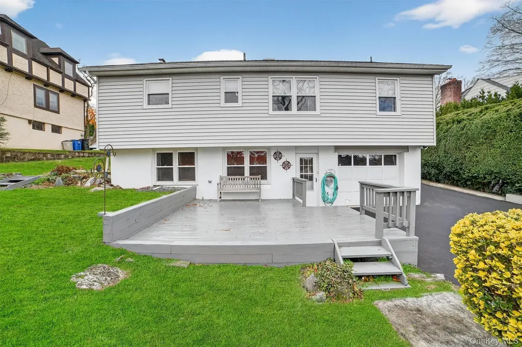 322 Brighton Avenue Hawthorne NY 10532