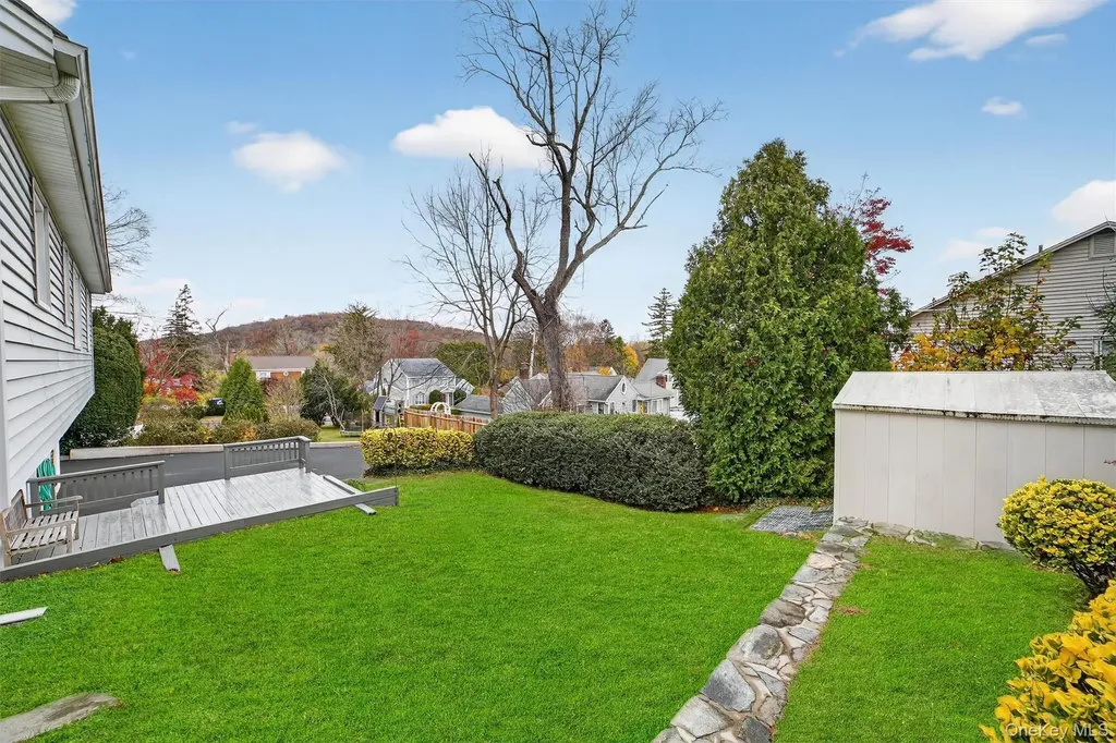 322 Brighton Avenue Hawthorne NY 10532