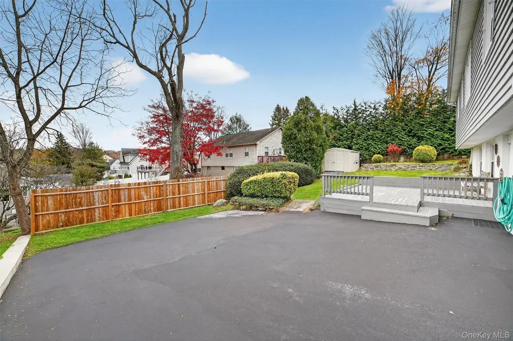 322 Brighton Avenue Hawthorne NY 10532