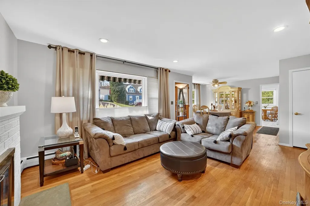 322 Brighton Avenue Hawthorne NY 10532