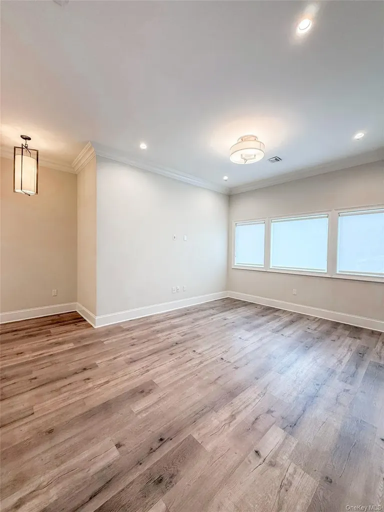 226 New York Avenue Huntington NY 11743
