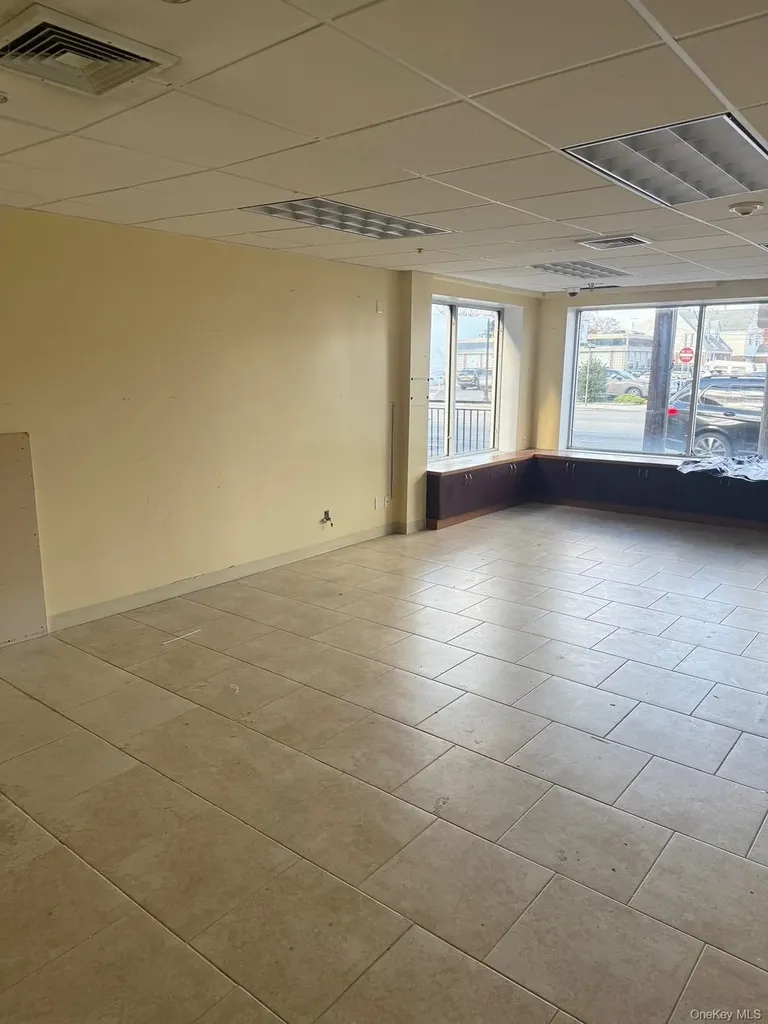612 Jericho Turnpike New Hyde Park NY 11040