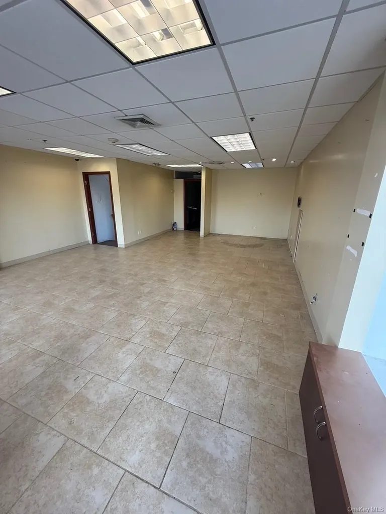 612 Jericho Turnpike New Hyde Park NY 11040