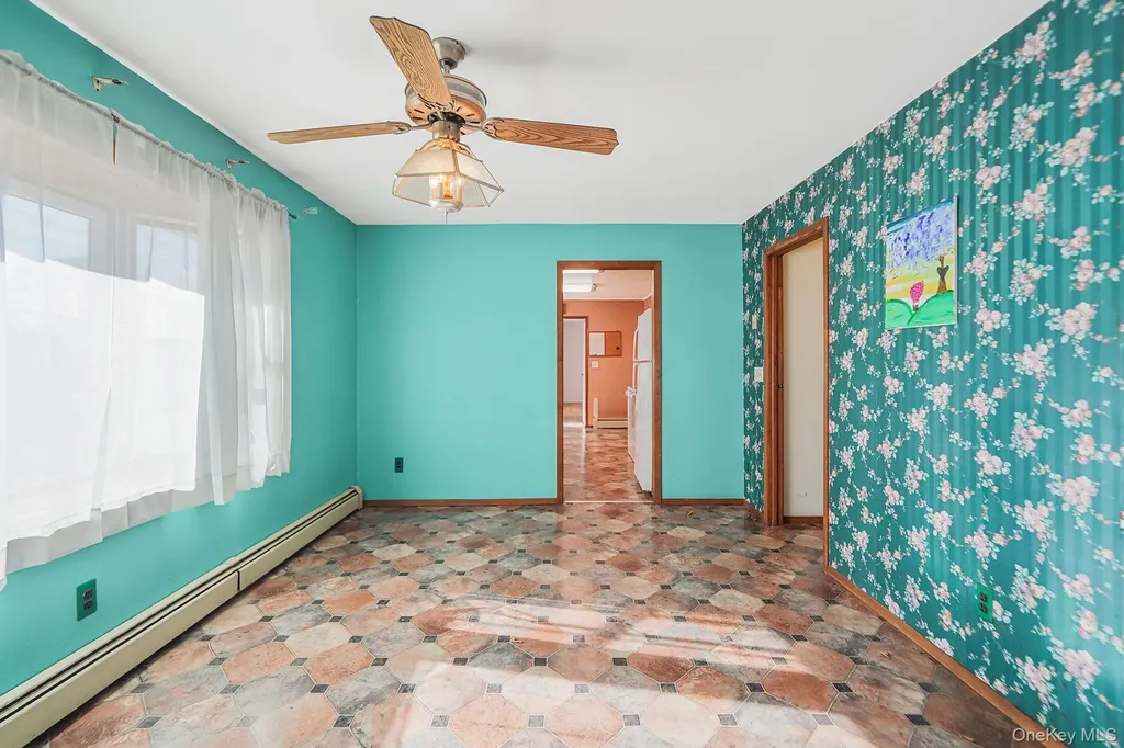 24 E 6th Street Patchogue NY 11772