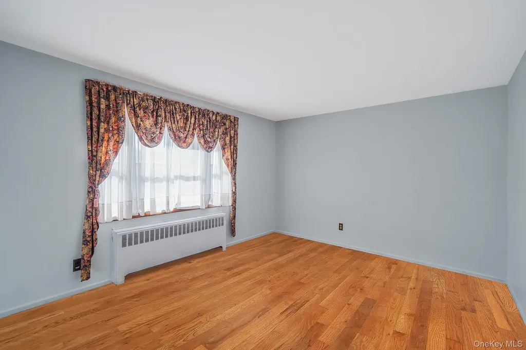 24 E 6th Street Patchogue NY 11772