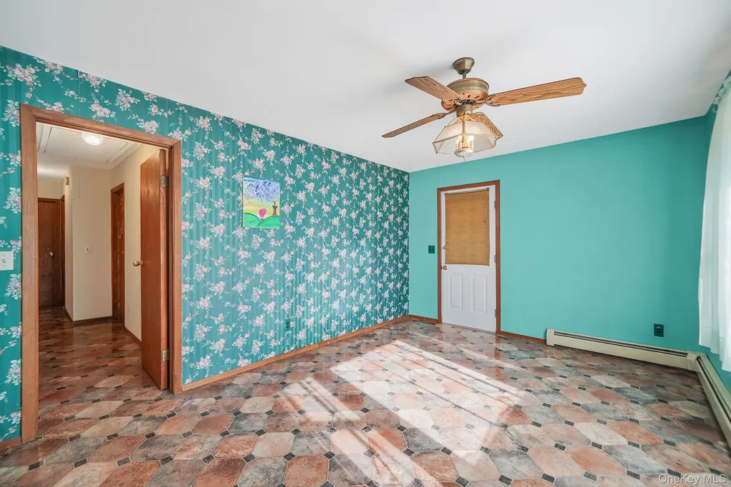 24 E 6th Street Patchogue NY 11772
