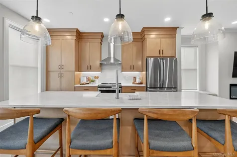 1817 Soundview Court Yorktown Heights NY 10598