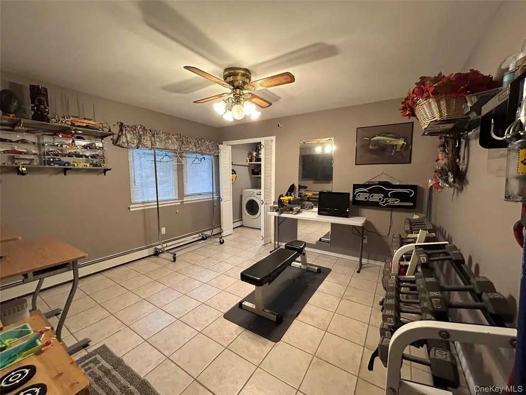 839 Pine Avenue West Islip NY 11795