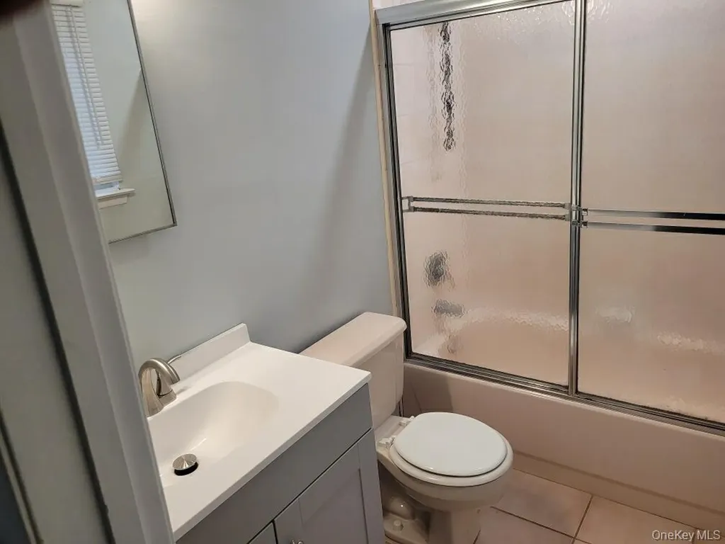839 Pine Avenue West Islip NY 11795