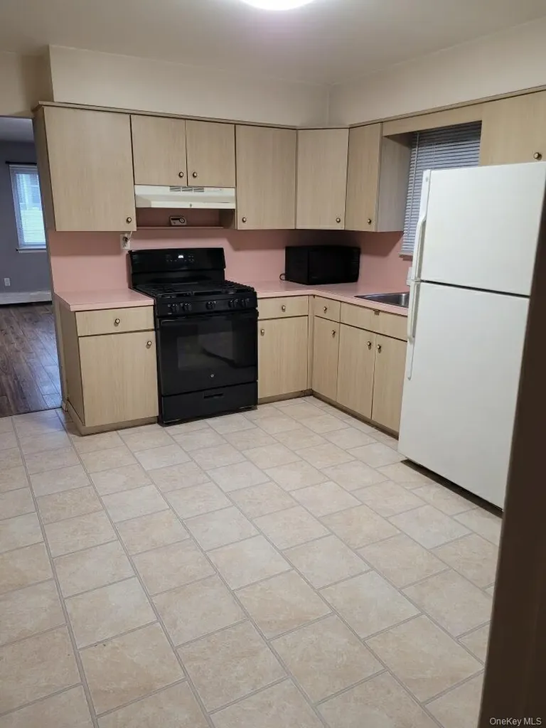 839 Pine Avenue West Islip NY 11795