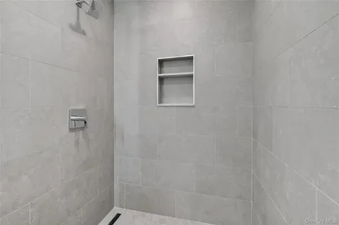 1807 Soundview Court Yorktown Heights NY 10598