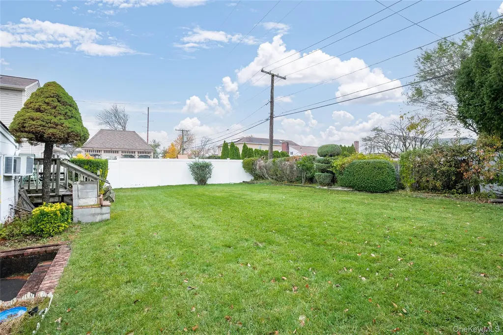 68 Myles Avenue Levittown NY 11756