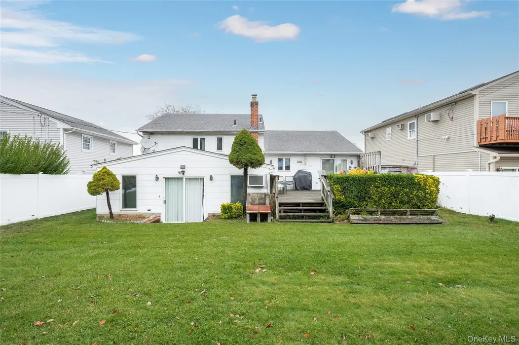 68 Myles Avenue Levittown NY 11756