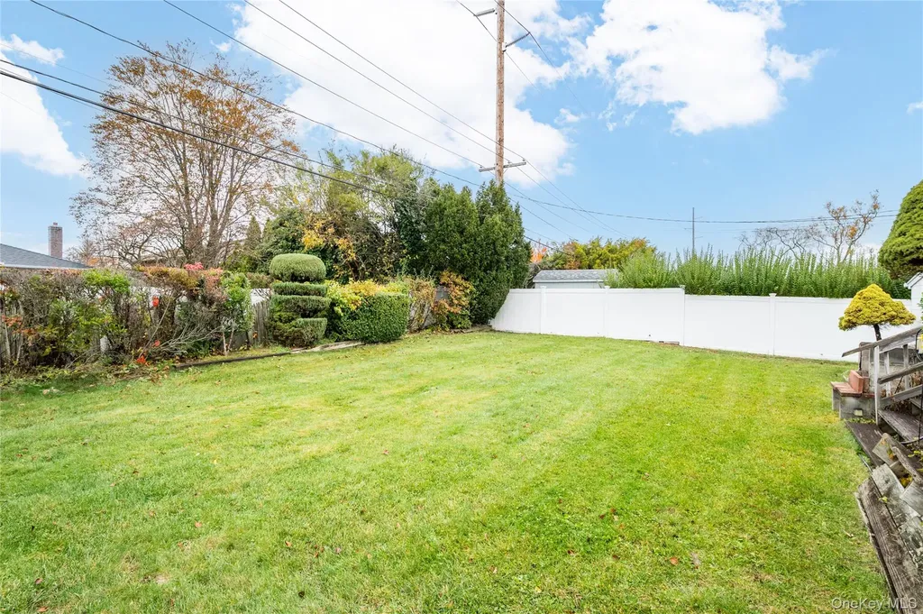 68 Myles Avenue Levittown NY 11756