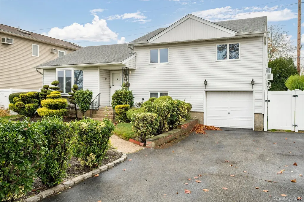 68 Myles Avenue Levittown NY 11756