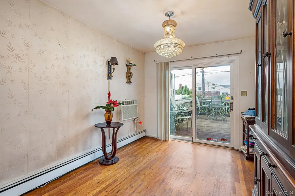 68 Myles Avenue Levittown NY 11756