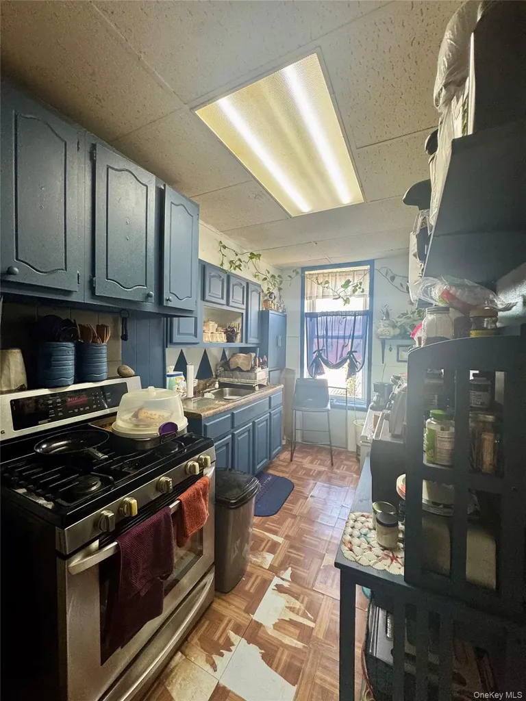182 Lincoln Avenue Brooklyn NY 11208