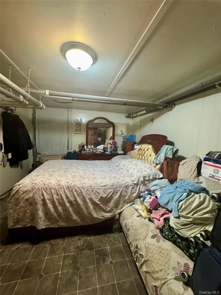 182 Lincoln Avenue Brooklyn NY 11208