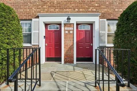 11 Westview Avenue White Plains NY 10603