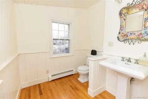26 Center Street Rhinebeck NY 12572